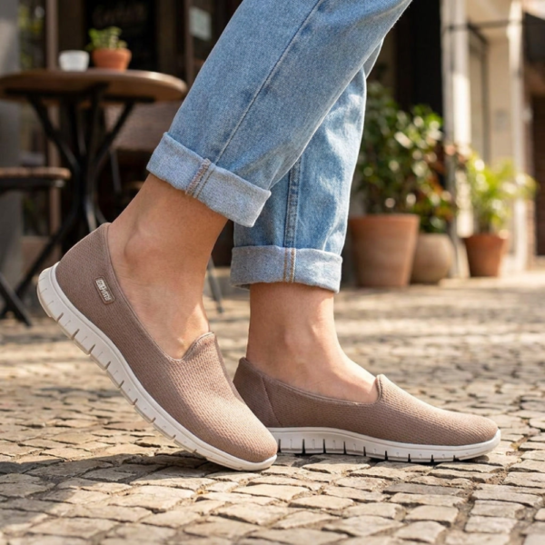 Tênis Feminino Casual Slip On Actvitta Camel 4202.500.31720.65441