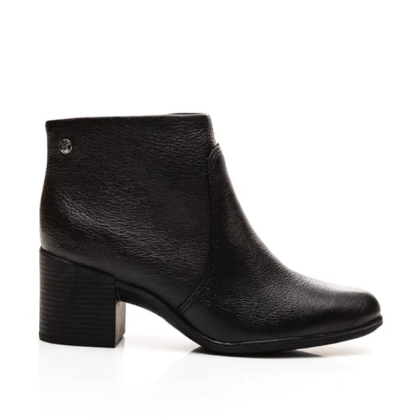 Bota Feminina Bottero em Couro Cano Baixo Burnish Preto 346901