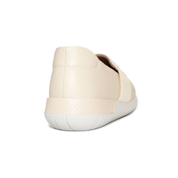 Tênis Feminino Usaflex Slip On em Couro Off-white AH1713