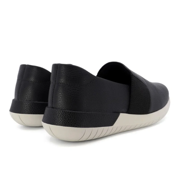 Tênis Feminino Usaflex Slip On em Couro Preto AH1713