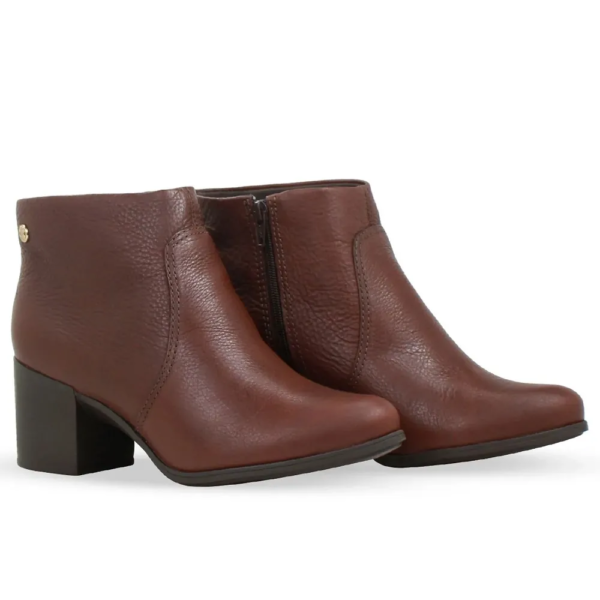 Bota Feminina Bottero em Couro Cano Baixo Burnish Marrom 346901