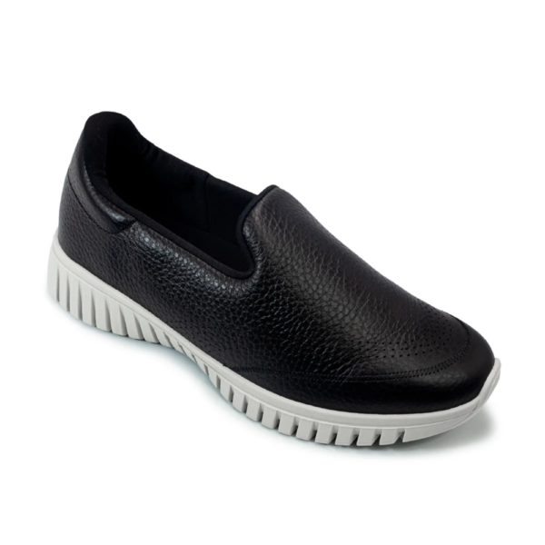 Tênis Feminino Usaflex Slip On em Couro Preto AE22040