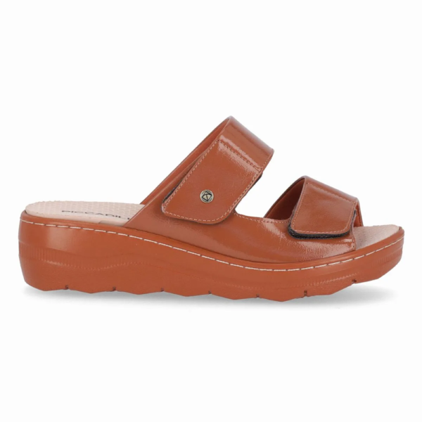 Tamanco Piccadilly Spa Ocre Vernizado 568063