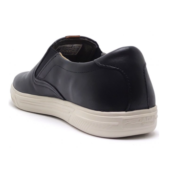 Sapatênis Masculino em Couro Pegada Stretch Slip On Preto 110402-04