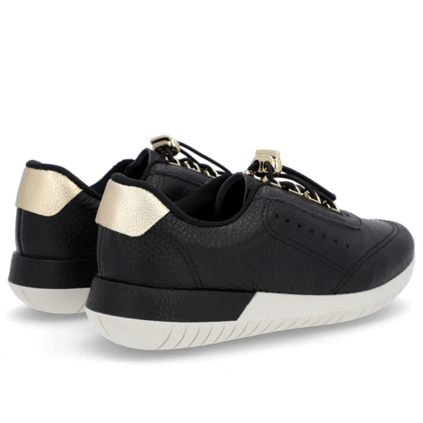 Tênis Feminino Usaflex Slip On em Couro Preto AH17024