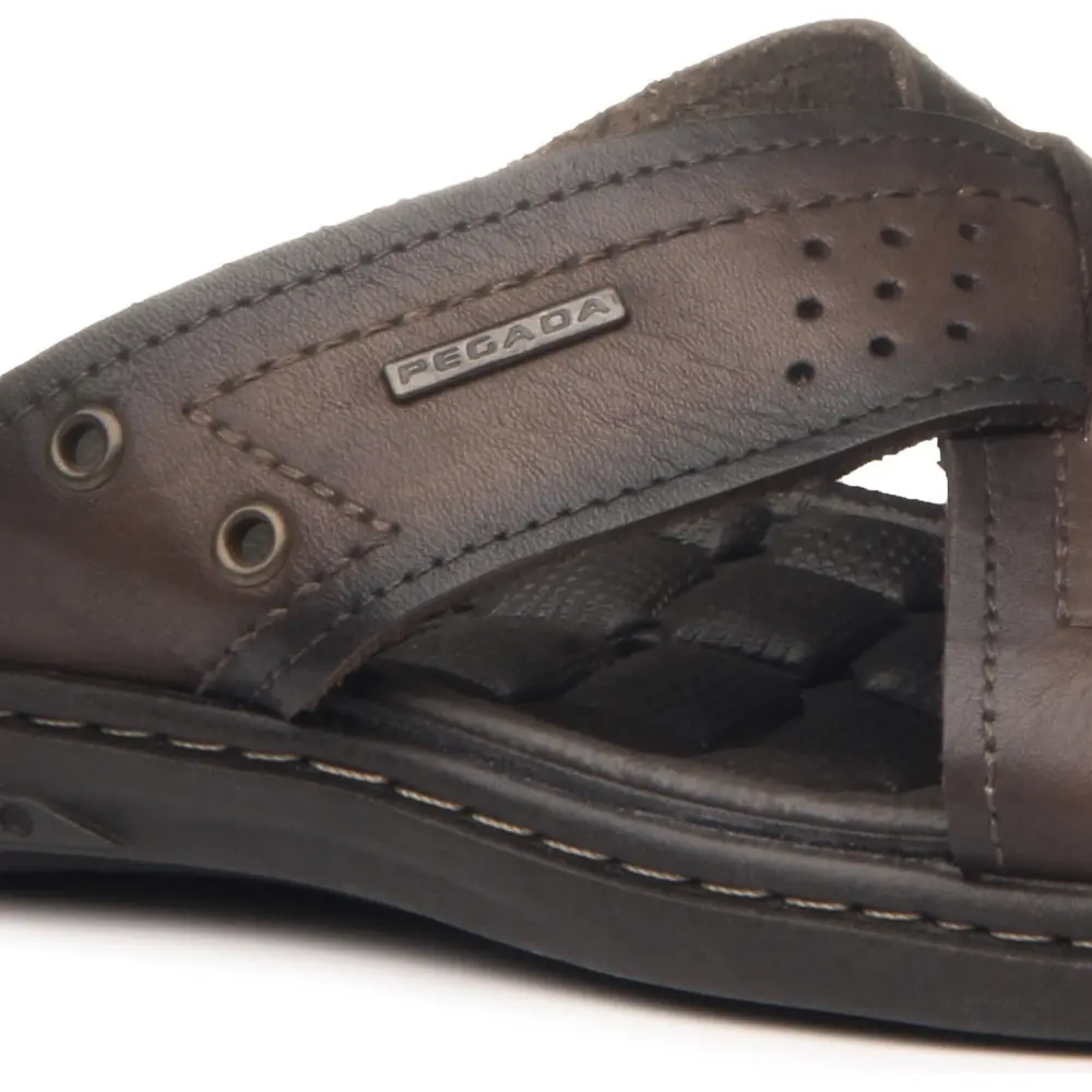 Chinelo Masculino Pegada em Couro Pinhão Cravo