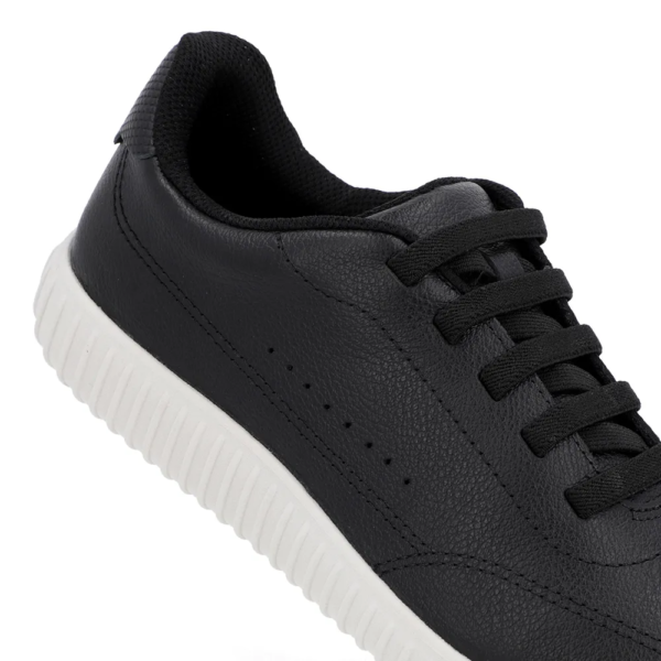 Tênis Feminino Usaflex em Couro Preto AN08003