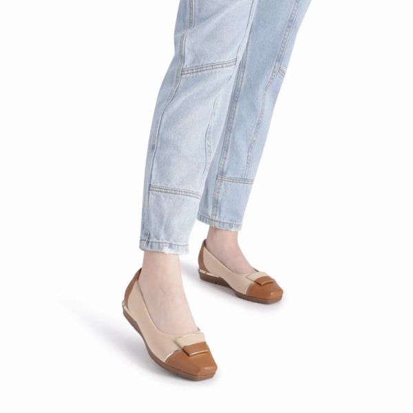 Sapatilha Feminina Piccadilly Off-white e marrom 147325