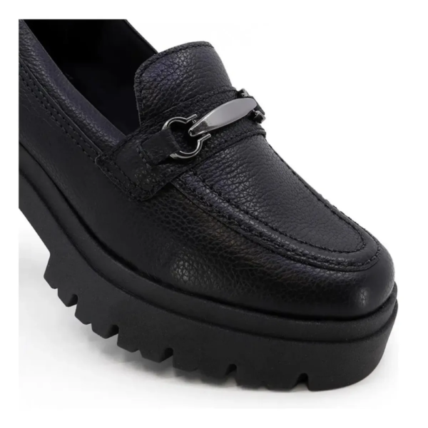 Mocassim Feminino Usaflex em Couro Tratorado Preto AJ0904