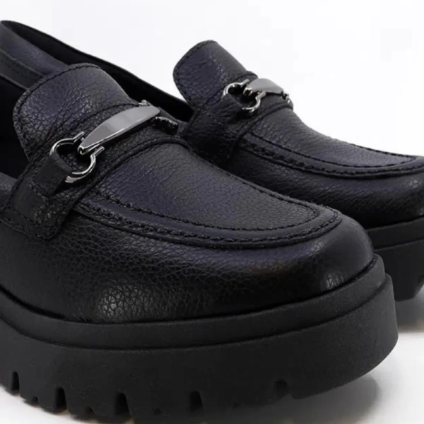 Mocassim Feminino Usaflex em Couro Tratorado Preto AJ0904