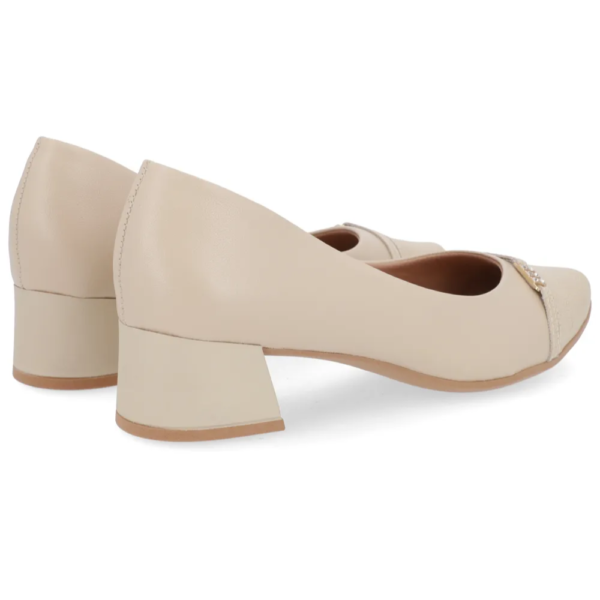 Scarpin Usaflex Salto Médio Couro Off-white AL3803