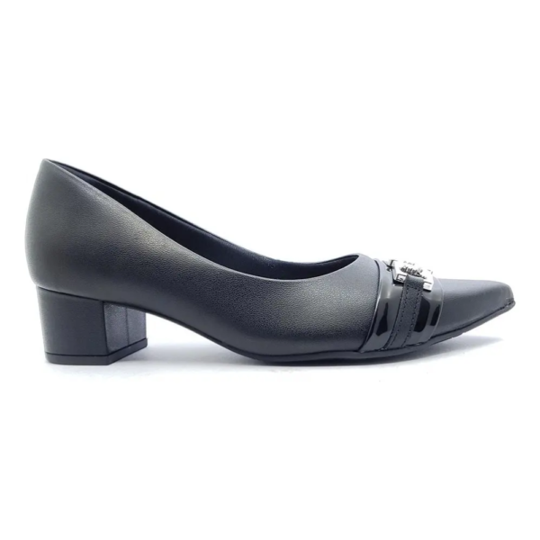 Scarpin Usaflex em Couro Preto Salto Bloco MM0502