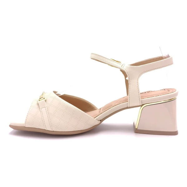 Sandália Feminina Piccadilly Salto Bloco Off-white 543098