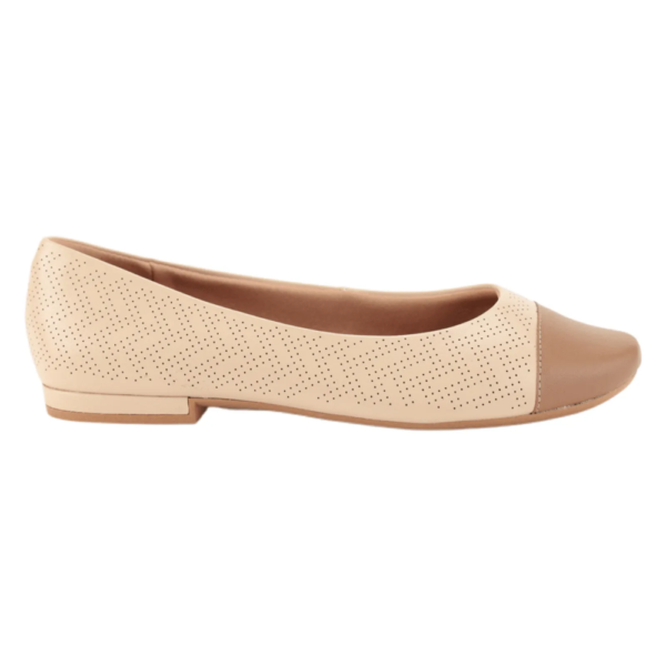 Sapatilha Feminina Usaflex em Couro Bico Redondo Off-White MM0102
