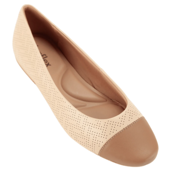 Sapatilha Feminina Usaflex em Couro Bico Redondo Off-White MM0102