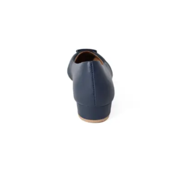 Scarpin Feminino Usaflex em Couro Bico Fino Azul AB6619