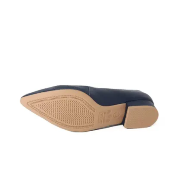Scarpin Feminino Usaflex em Couro Bico Fino Azul AB6619