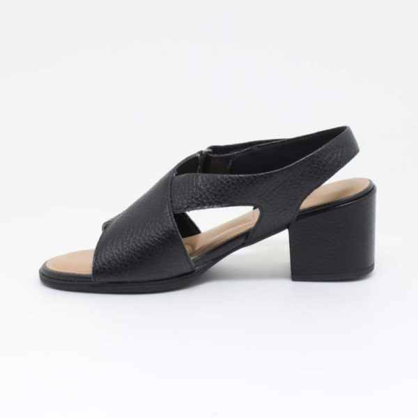 Sandália Usaflex em Couro Preto AK1603