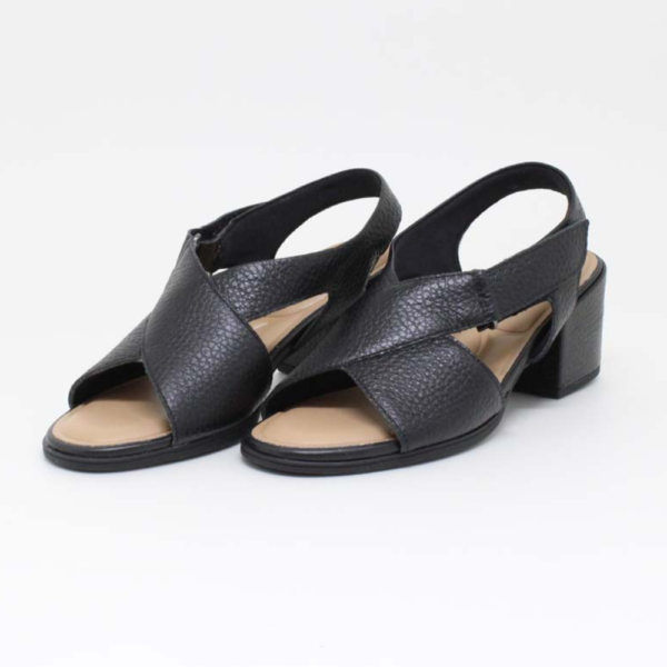 Sandália Usaflex em Couro Preto AK1603