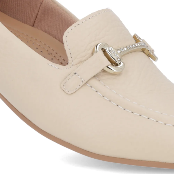 Mocassim Feminino Usaflex em Couro Off-white N2270