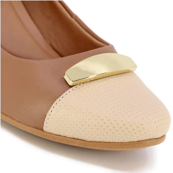 Scarpin Salto Bloco Bico Redondo Couro Marrom AK0302