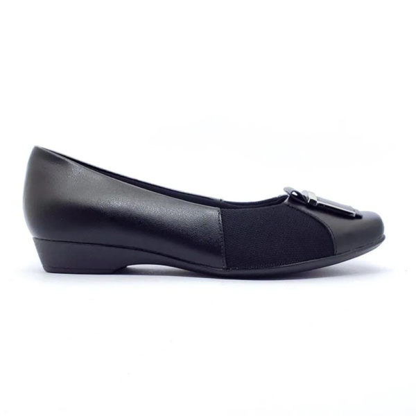 Sapatilha Feminina Usaflex em Couro Bico Redondo Preto MM0201