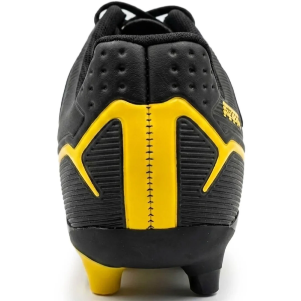 Chuteira Campo Umbro Attak III Preto Amarelo U03FB00375