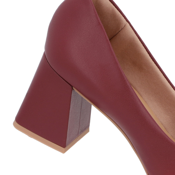 Scarpin Feminino Usaflex Salto Médio em Couro Bordô EP05001