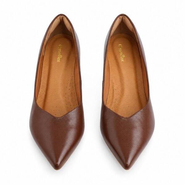 Scarpin Feminino Couroflex em Couro Salto Bloco Marrom 6214A-8219C